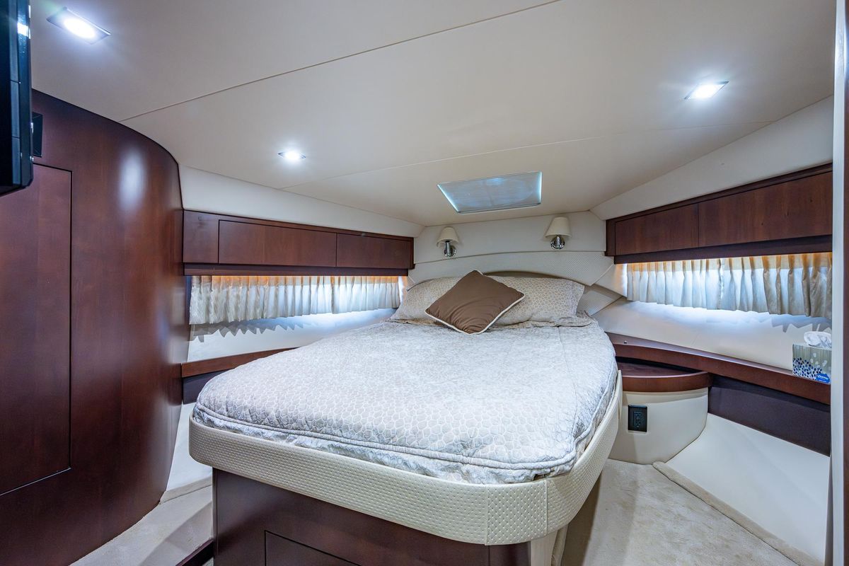 2015 Regal 46 