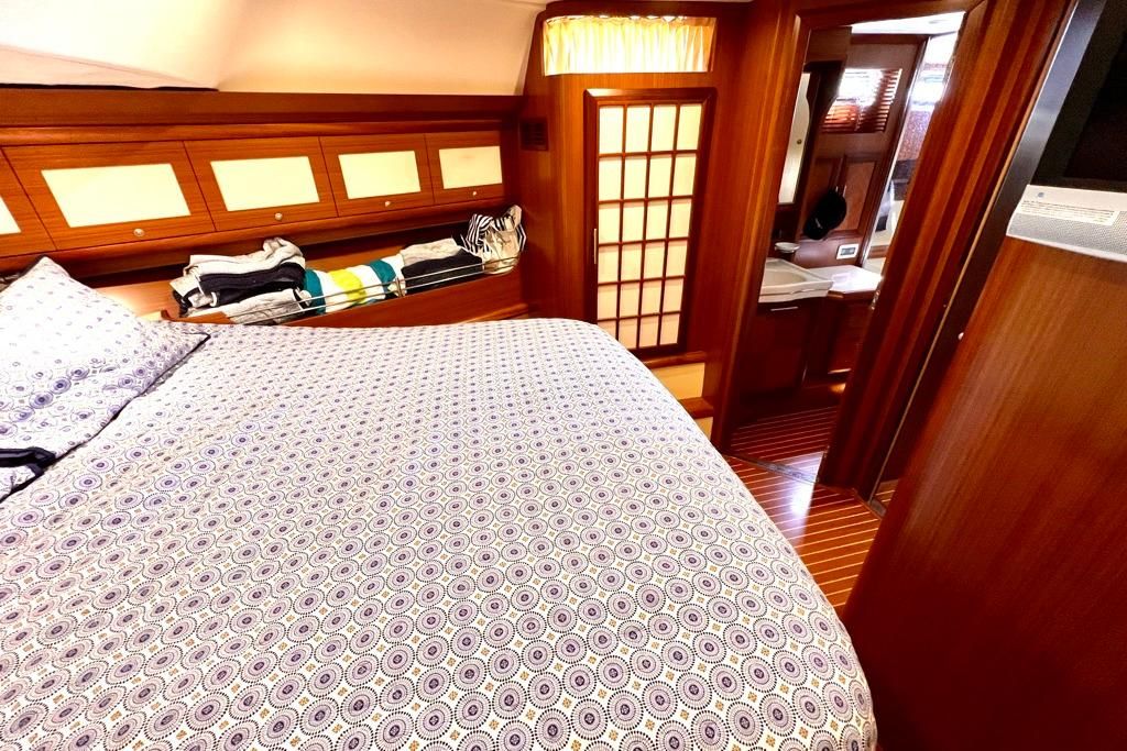 2006 Mochi Craft 52 