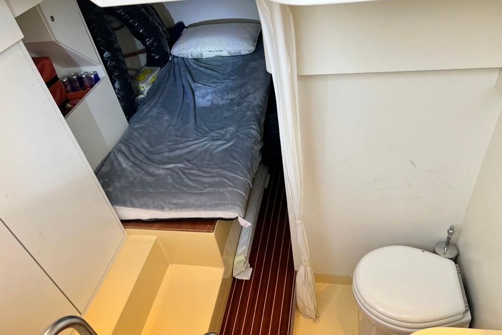 2006 Mochi Craft 52 