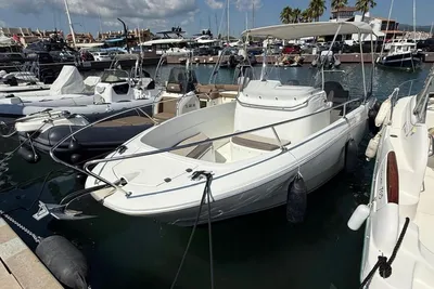 2016 Jeanneau Cap Camarat 7.5 CC SÉRIE 2