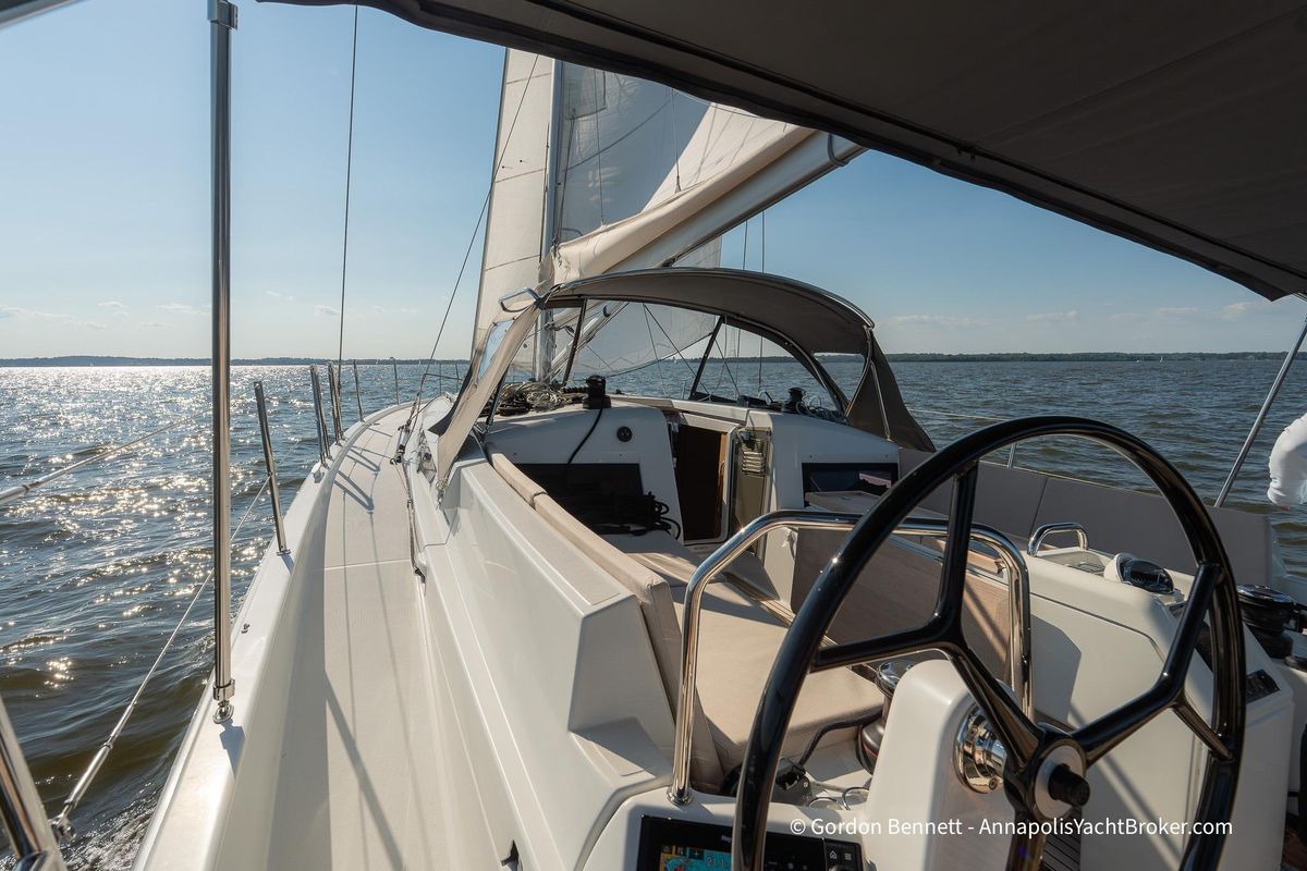 2019 Jeanneau 44 