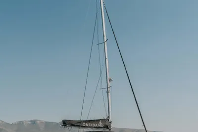 Lagoon 52