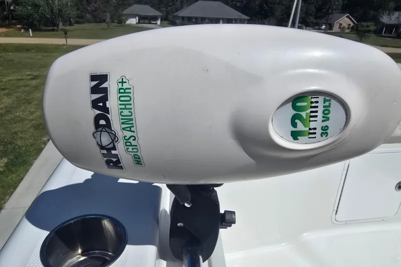 Humble Beginnings Yacht Photos Pics Rhoden HD GPS Anchor on 2022 Invincible 33 Catamaran, 120 lb thrust, 36 volt.