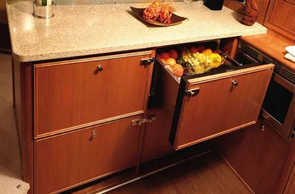  Yacht Photos Pics Manufacturer Provided Image