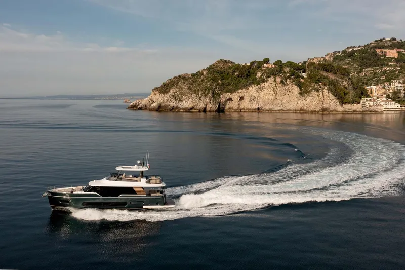  Yacht Photos Pics 