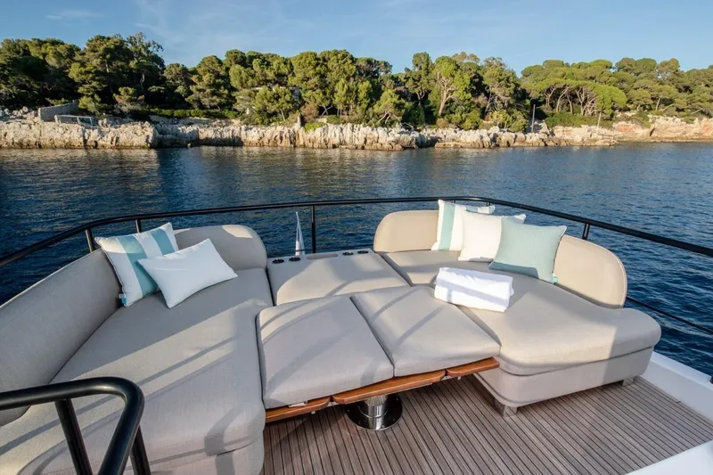  Yacht Photos Pics Luxurious lounge on the Azimut Magellano 60 yacht, 2025 model.