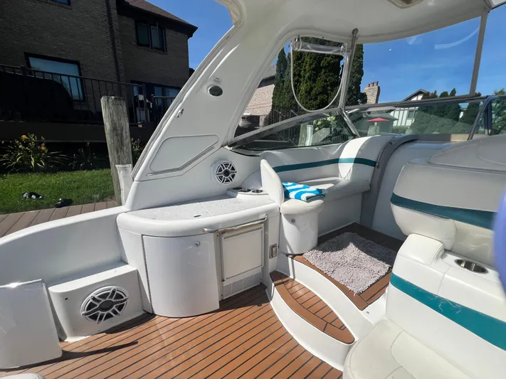 Gracie B Yacht Photos Pics Cockpit Seating Area with wet bar, sink and ice maker