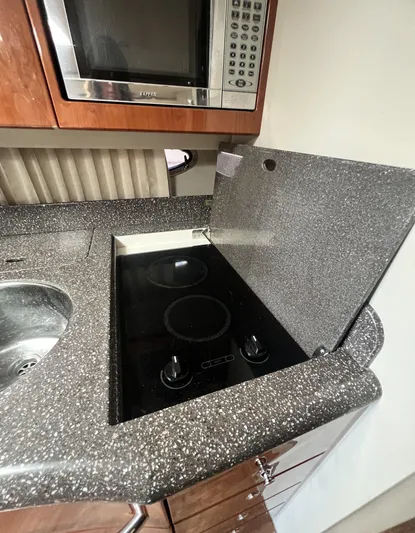 Gracie B Yacht Photos Pics 2 Burner Electric Range