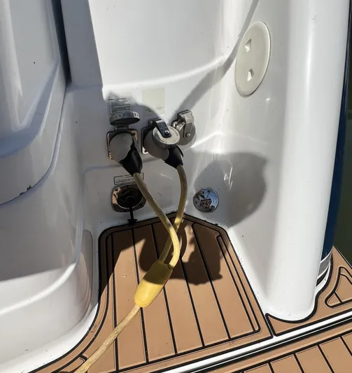 Gracie B Yacht Photos Pics Shore Power