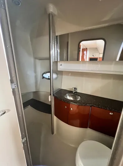 Gracie B Yacht Photos Pics Large Enclosed Shower