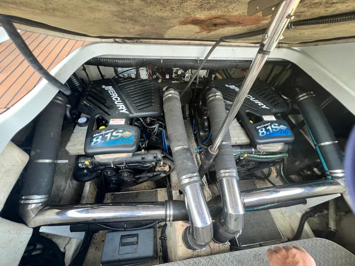 Gracie B Yacht Photos Pics Engine compartment of a 2006 Formula 40 PC with twin MerCruiser 8.1S HO engines.