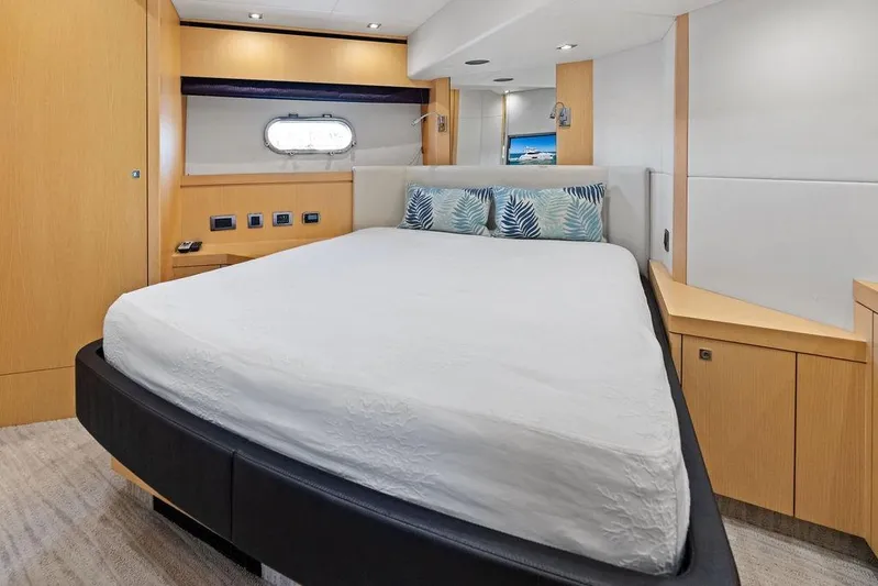 It's Enough Yacht Photos Pics Luxurious bedroom interior of 2013 Sunseeker Manhattan 73 yacht with modern design.