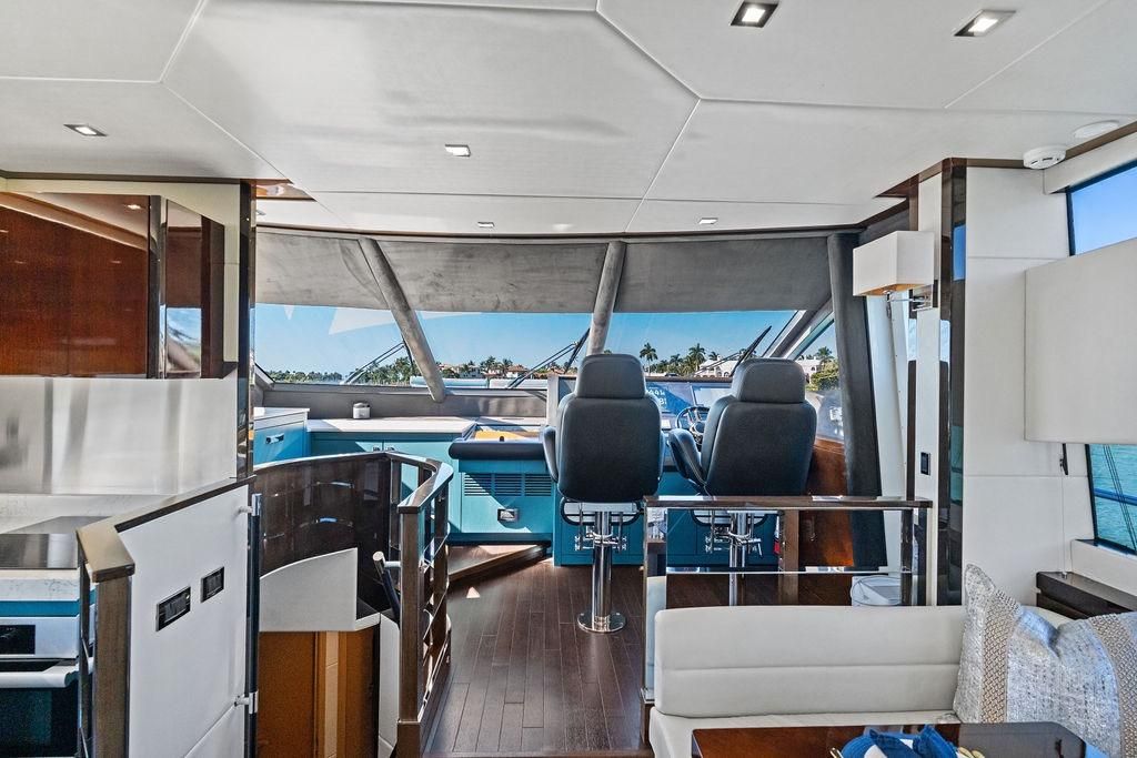 2013 Sunseeker 74 