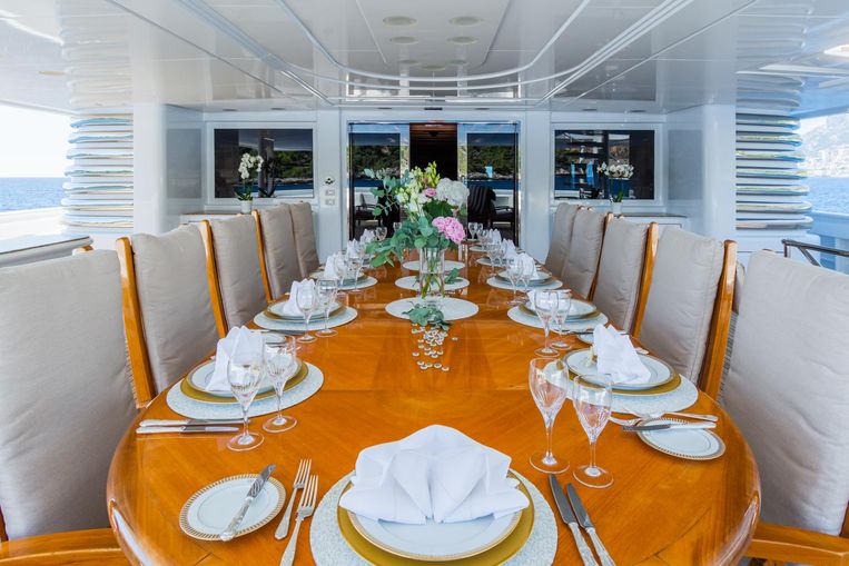 2003-205-1-codecasa-63m-motoryacht