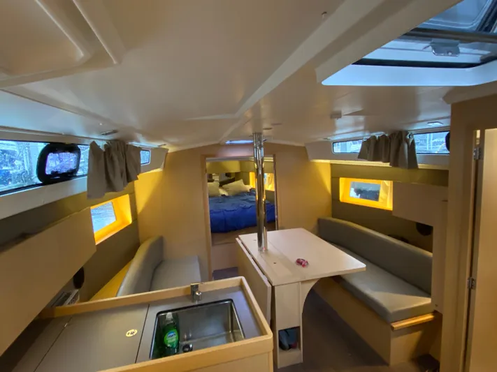 Bluebill Yacht Photos Pics 