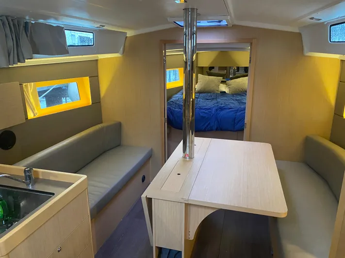 Bluebill Yacht Photos Pics 