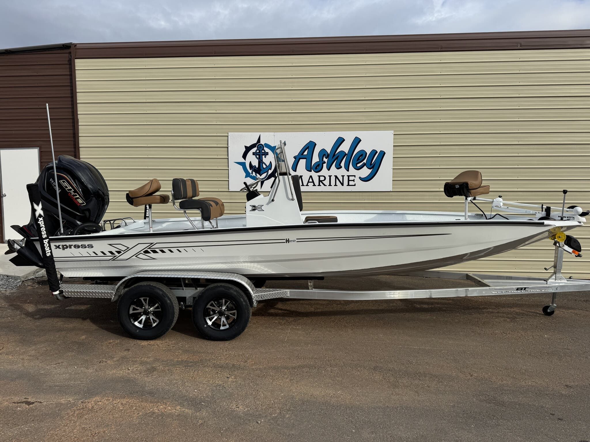 Xpress Hyper-Lift Series H22B-200HP