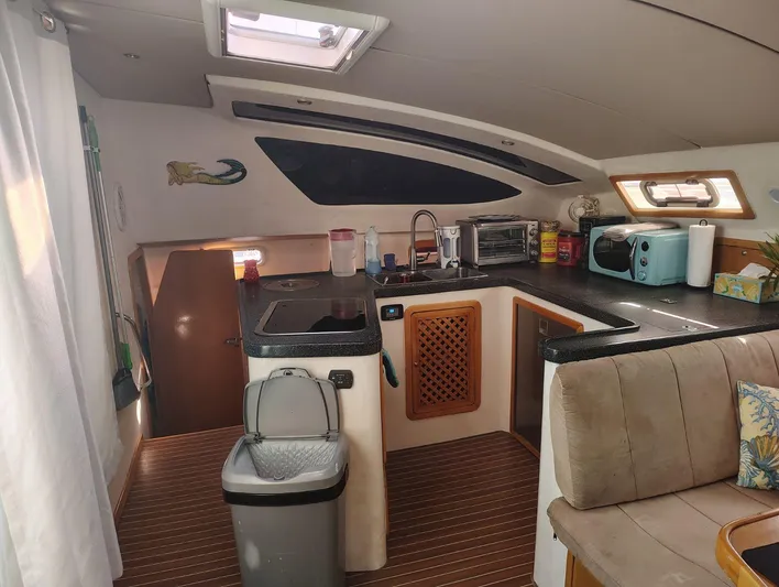 Trident III Yacht Photos Pics 