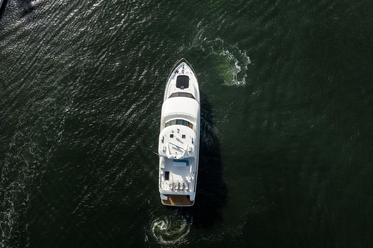 2005 Ocean Alexander 80 