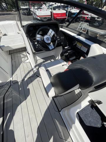 2020 Yamaha Boats 212X Ski and Wakeboard for sale - YachtWorld