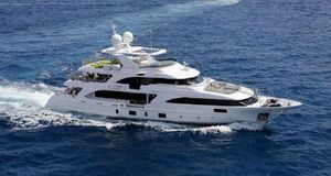 Benetti 121'