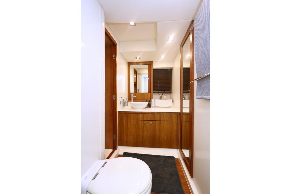 2012 Sunseeker 69 