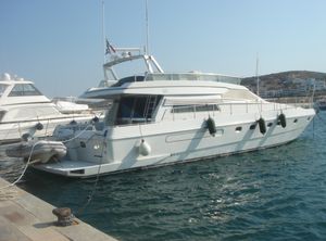 1991 Ferretti Yachts 58S