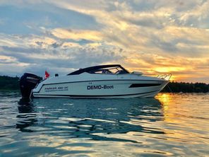 2022 Parker Poland 690 Day Cruiser