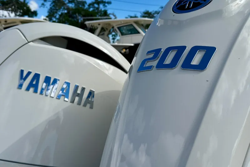  Yacht Photos Pics Yamaha 200 outboard engines on a 2026 Scout 255 Dorado boat.