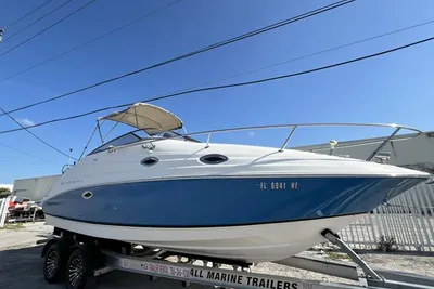 Regal 2665 Commodore