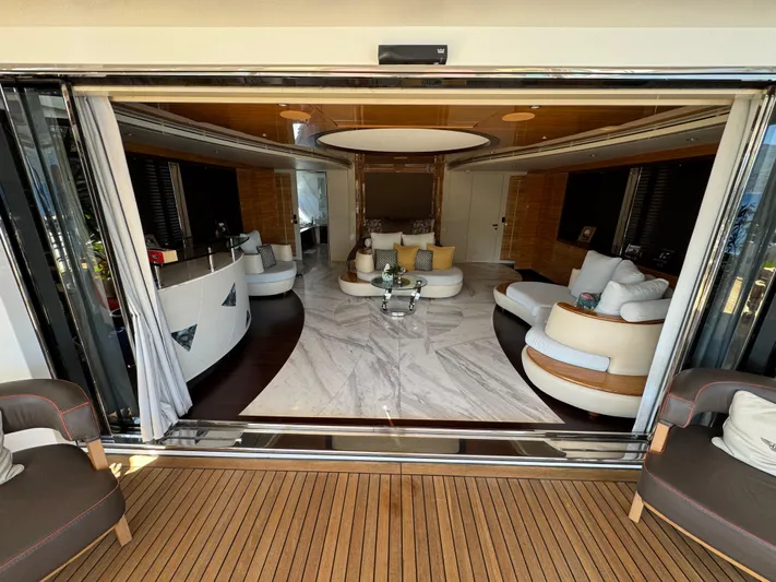 Elada Yacht Photos Pics 