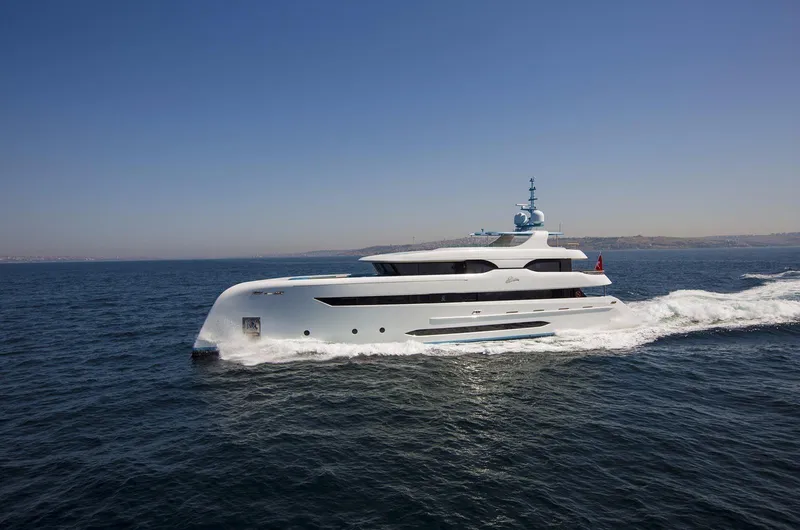 Elada Yacht Photos Pics 