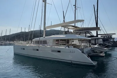 Lagoon 620