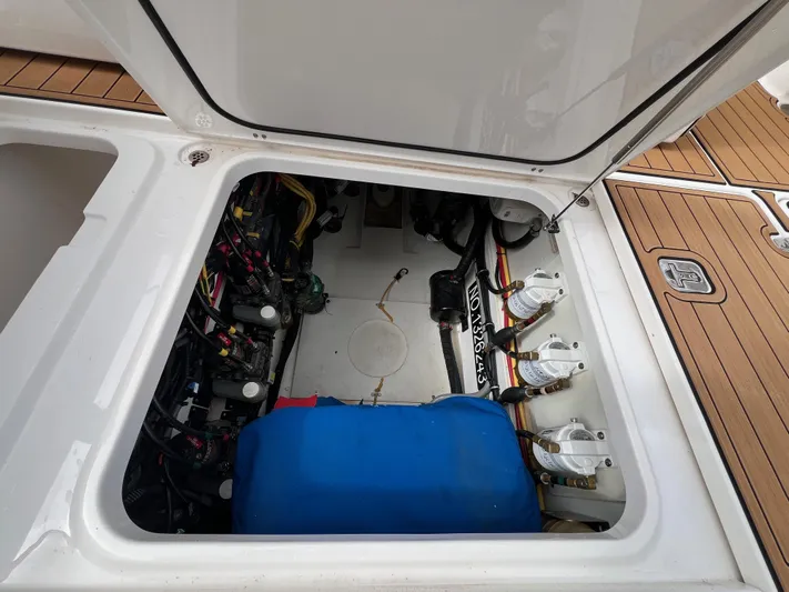 Last Chance Yacht Photos Pics Pursuit 38 LAST CHANCE -