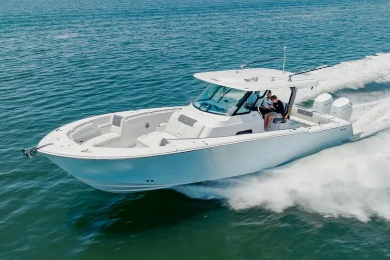  Yacht Photos Pics Manufacturer Provided Image