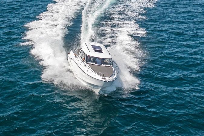 2023 Beneteau America Antares 8