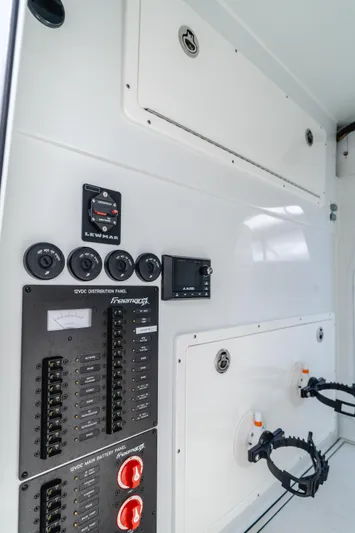 Final Approach Yacht Photos Pics 