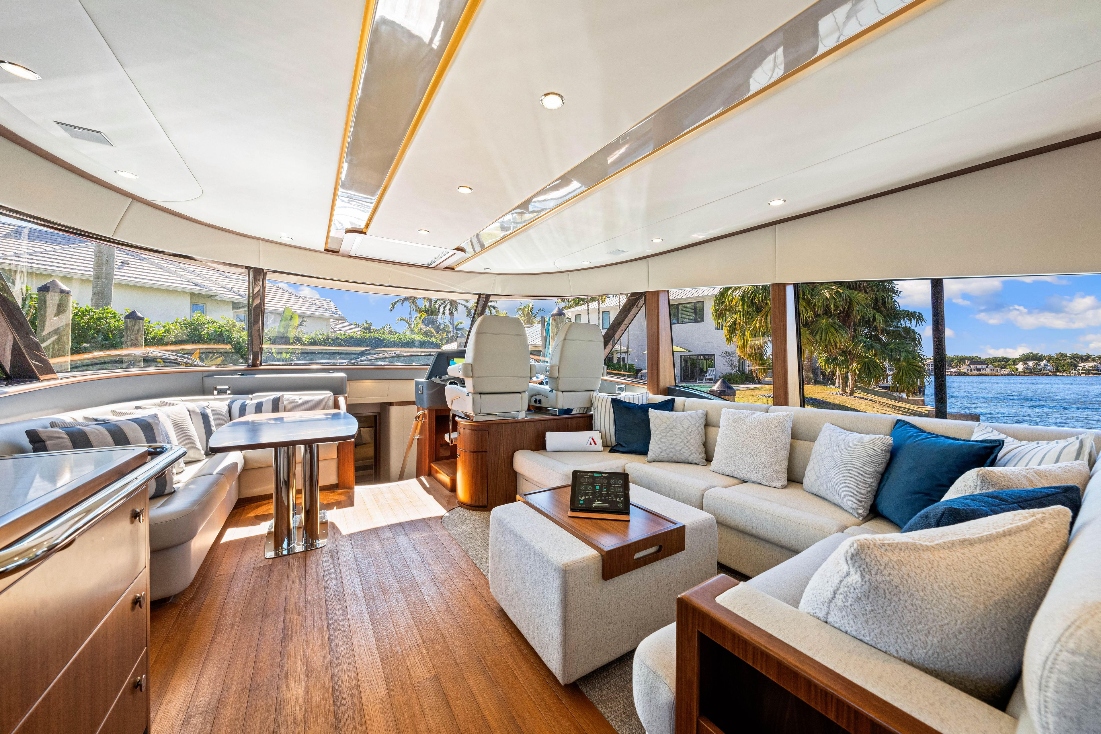 Yacht