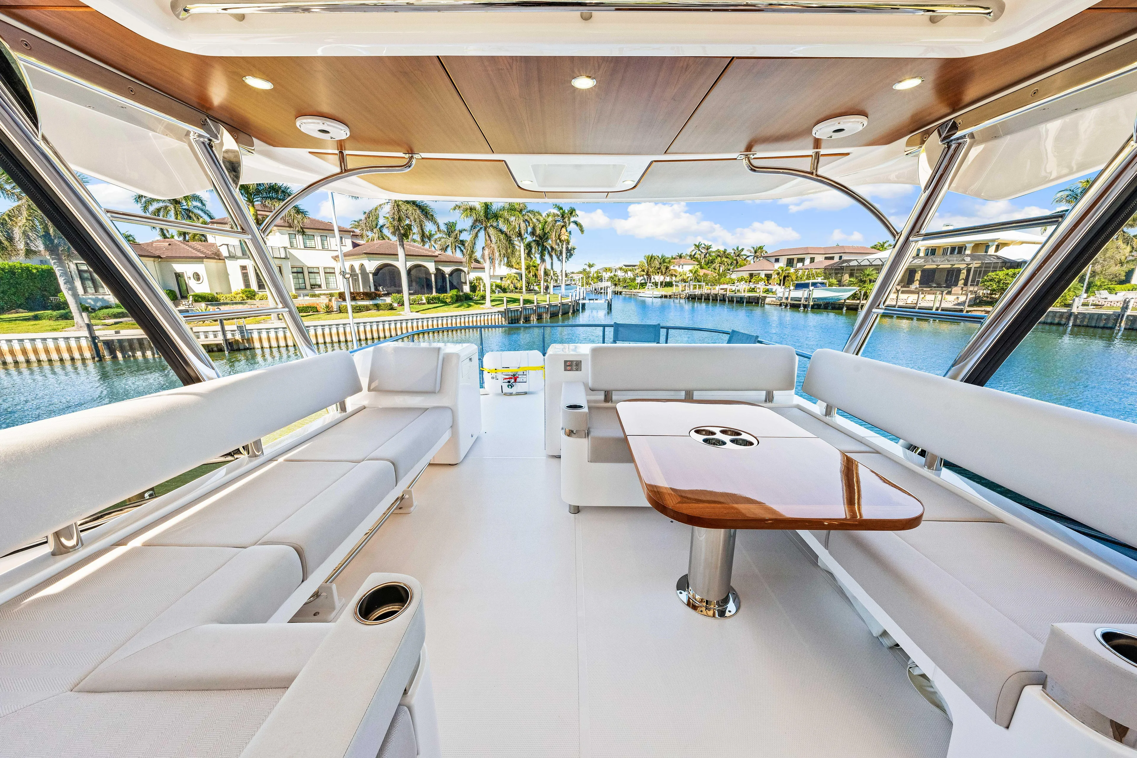 Dog House Yacht Photos Pics 