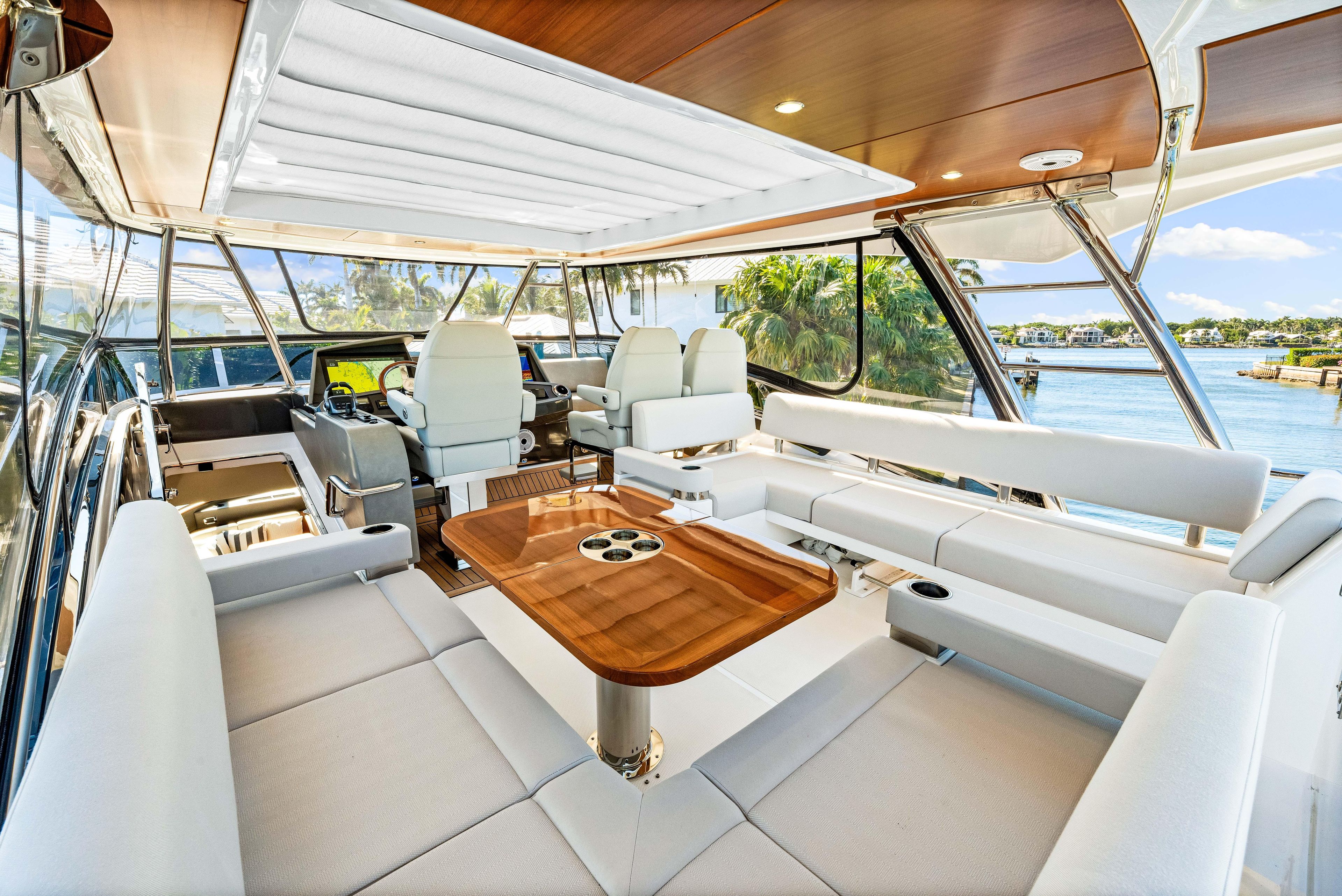Yacht