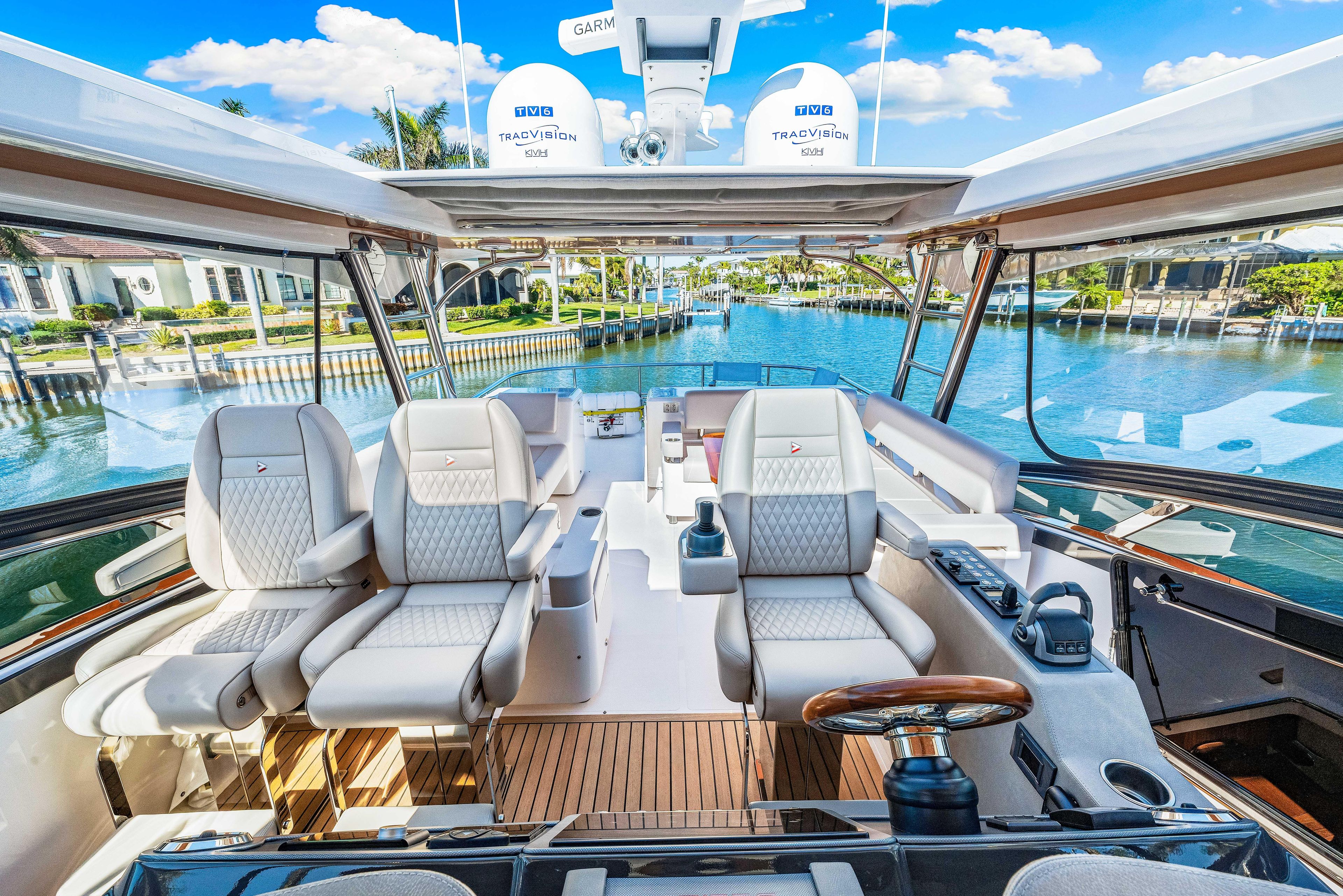 Yacht