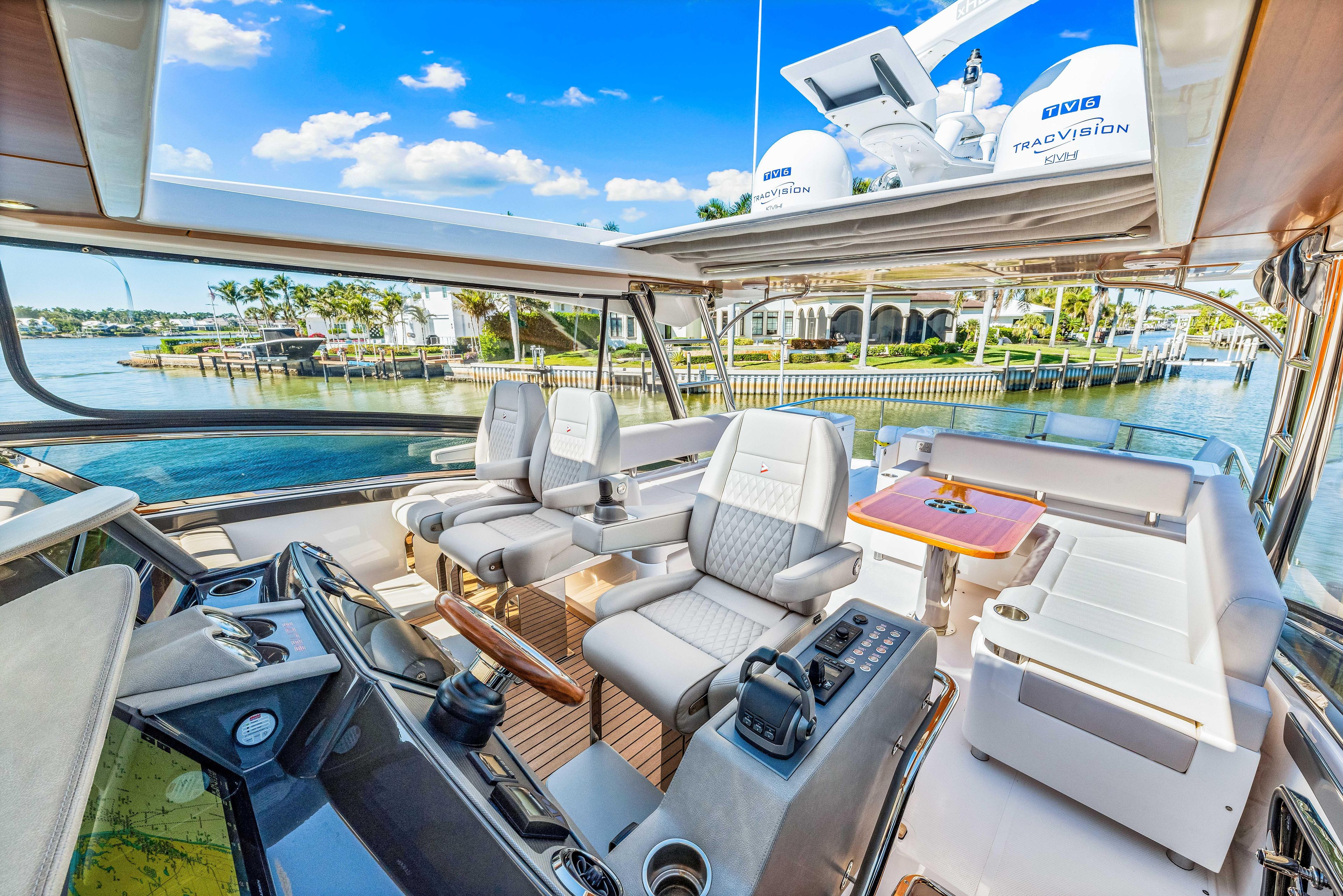 Yacht