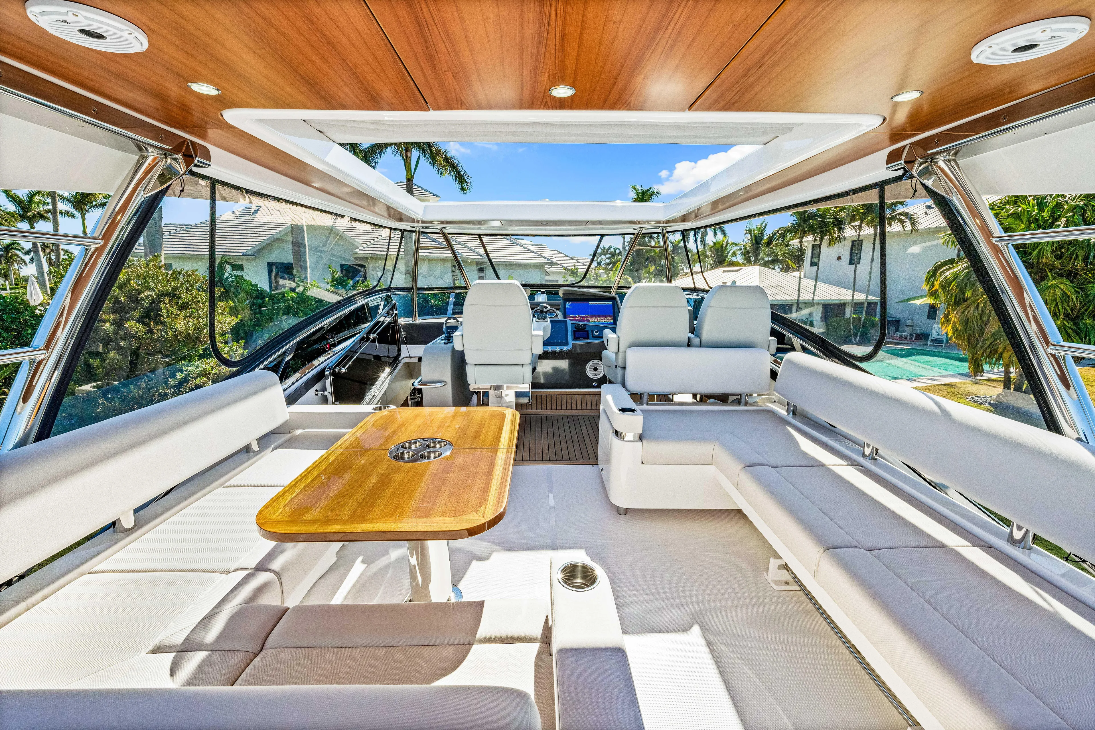 Dog House Yacht Photos Pics 