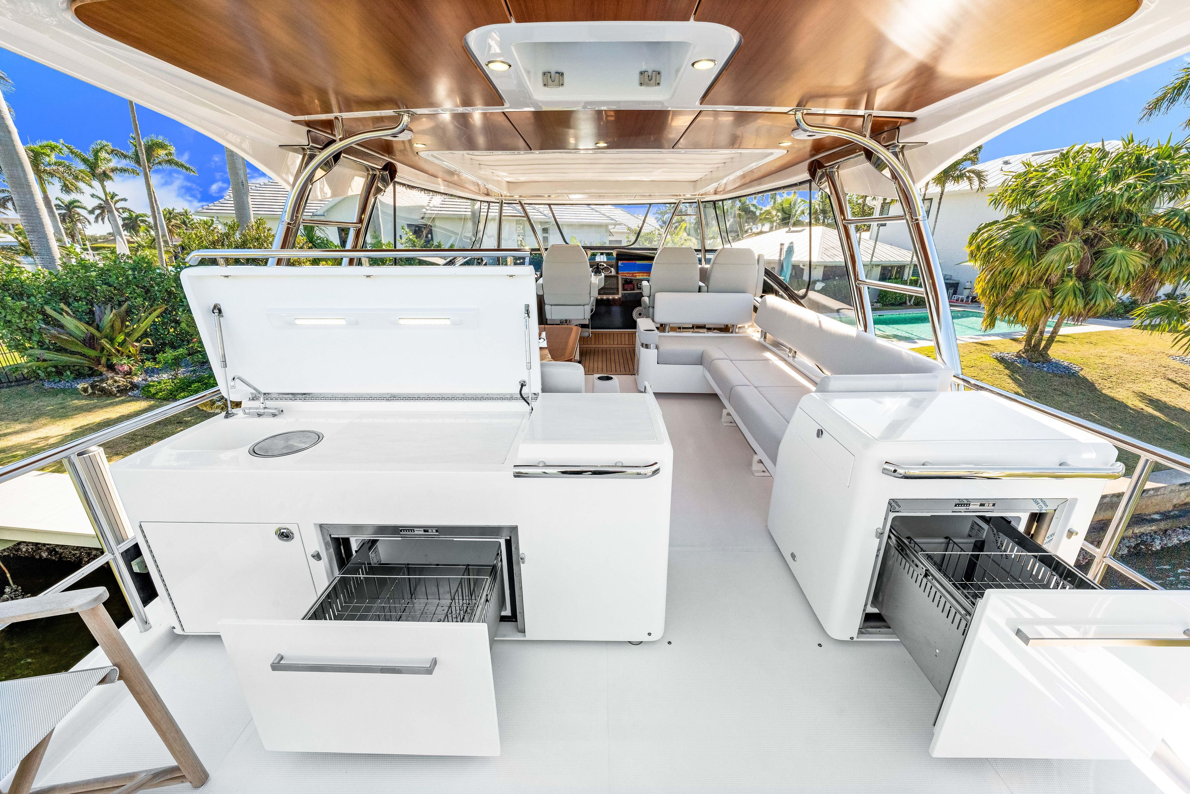 Yacht