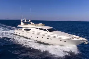 2002 Ferretti Yachts 80