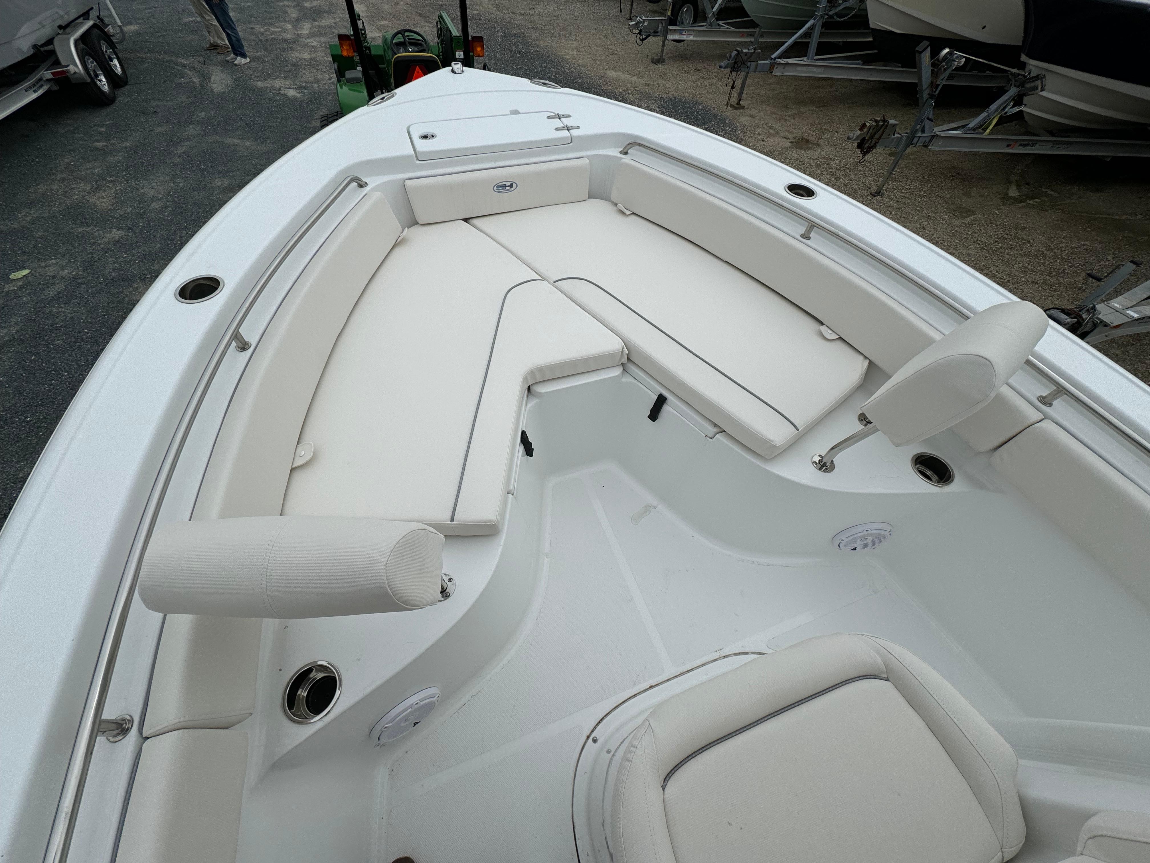 2024 Sea Hunt 229 ULTRA Centre Console for sale - YachtWorld