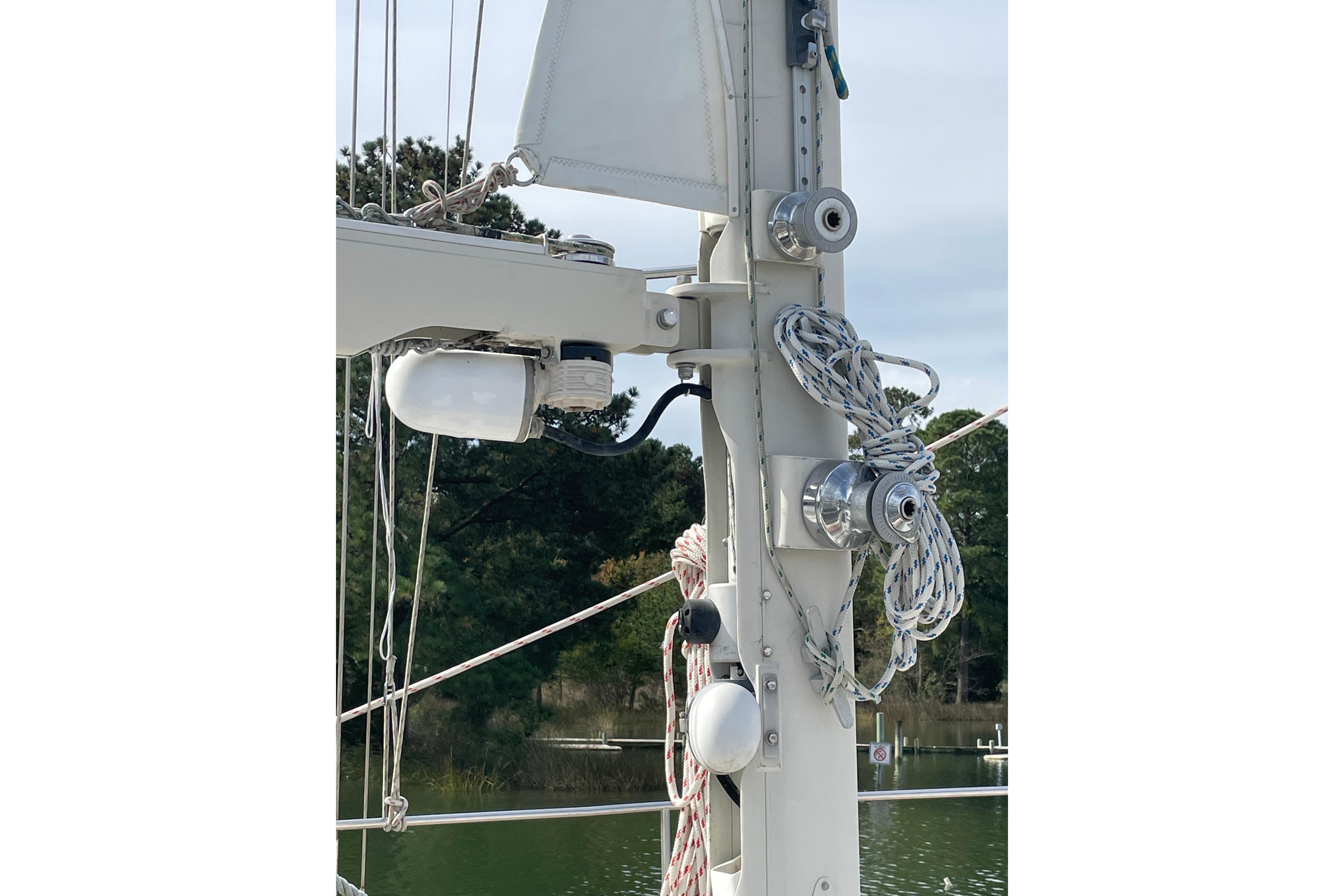 In mast furling electric