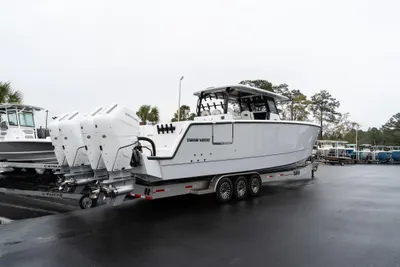 Twin Vee 400 GFX2 CC