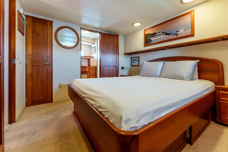 Chula Yacht Photos Pics 