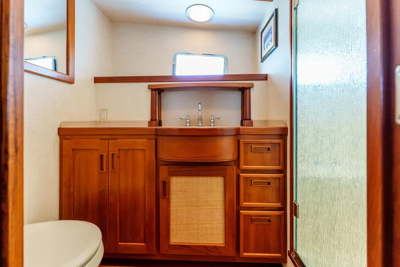 Chula Yacht Photos Pics 